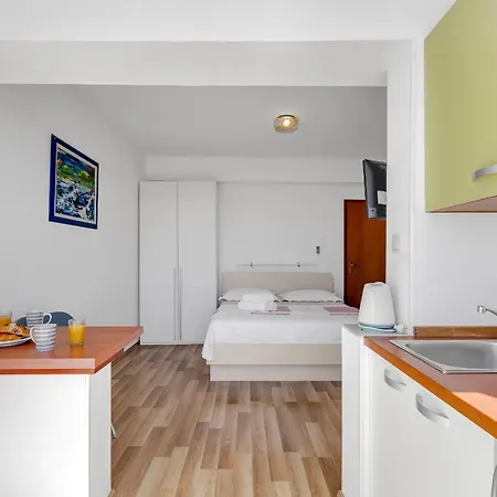 Apartmani Verica Tučepi Exterior foto
